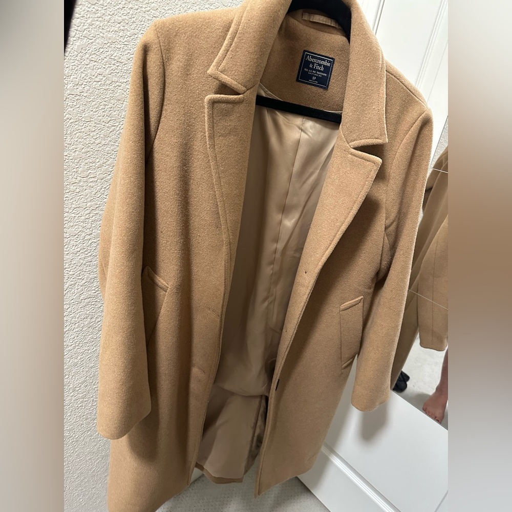 Like new Abercrombie dads coat SP
